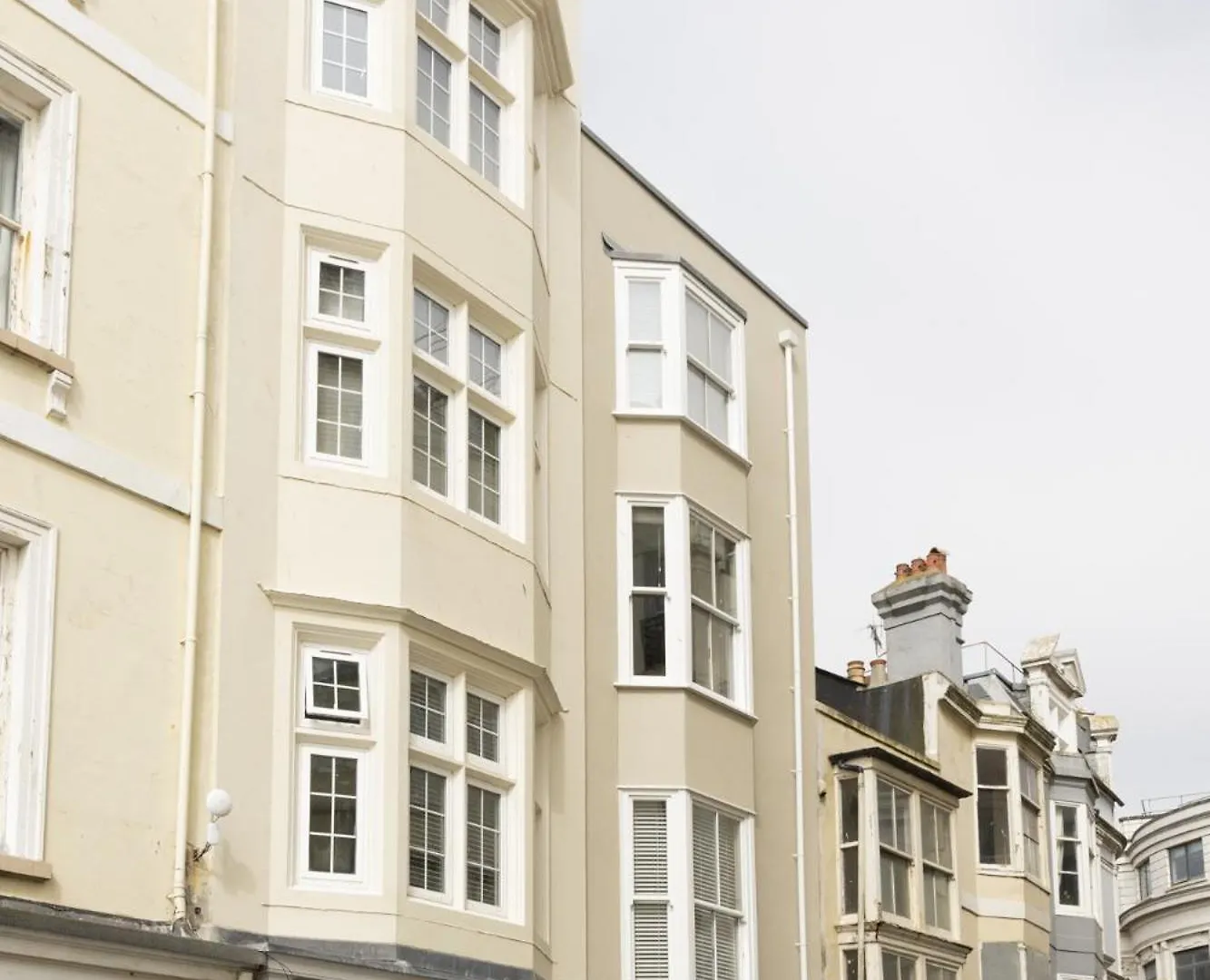 Kings Road Suites Brighton